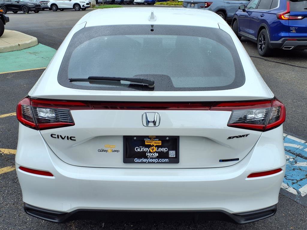 2026 Honda Civic Hatchback Hybrid Sport photo 8