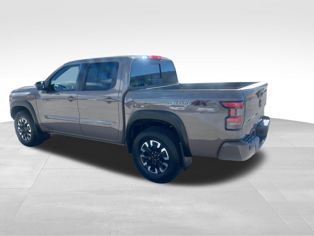 2024 Nissan Frontier PRO-4X photo 3