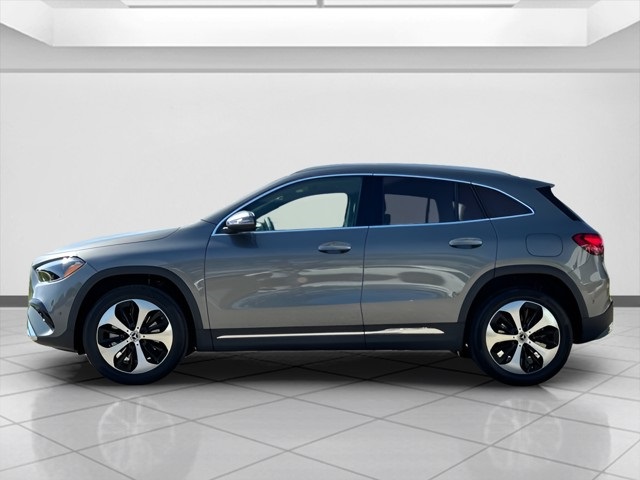 2025 Mercedes Benz GLA 250 photo 4