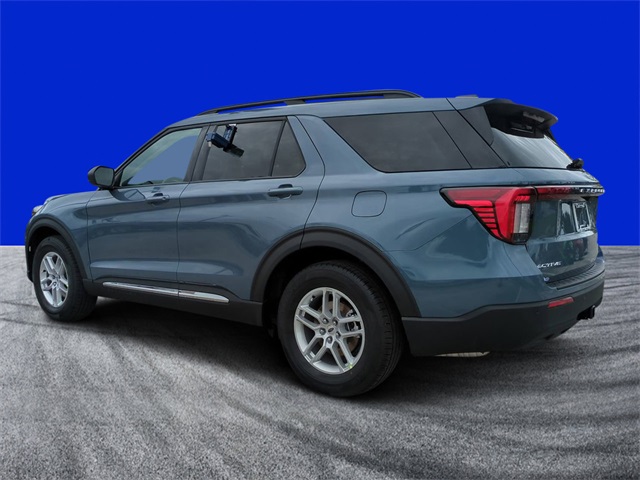 2025 Ford Explorer photo 4
