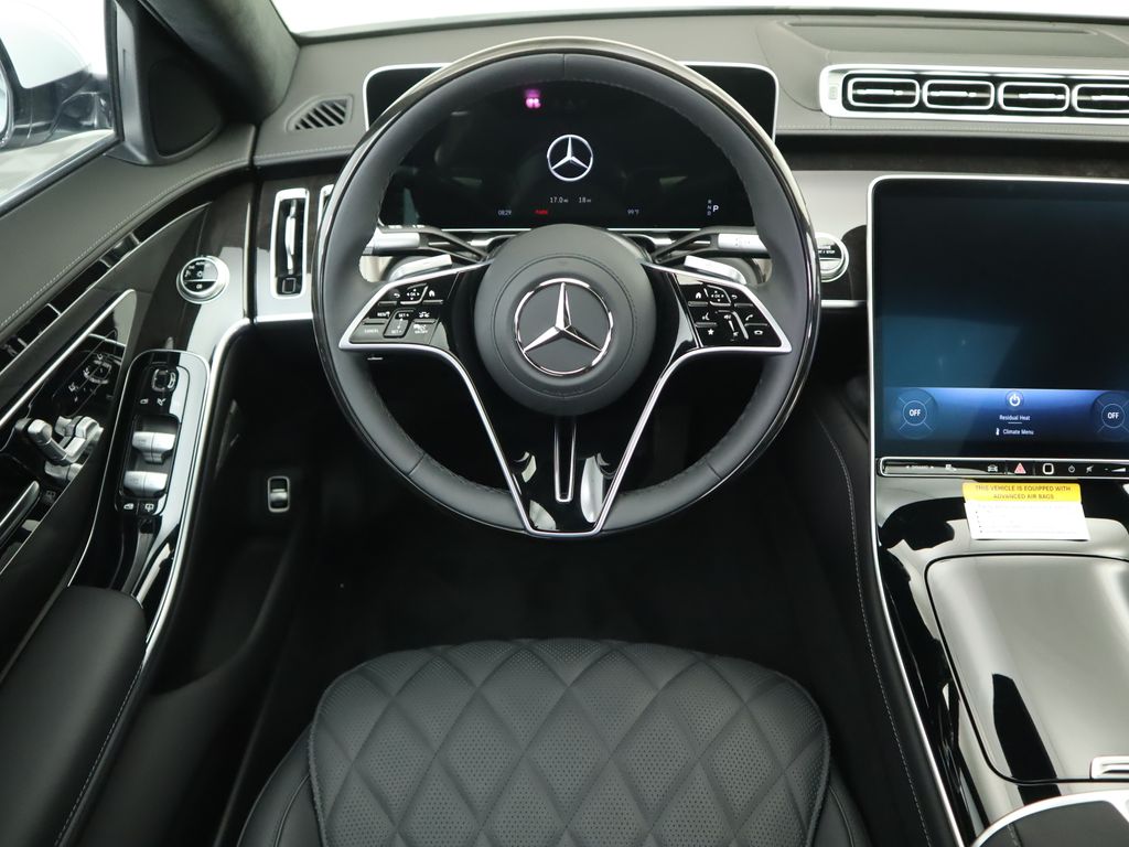 2025 Mercedes Benz S 580 4MATIC photo 11