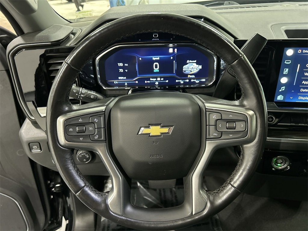 2022 Chevrolet Silverado 1500 LT photo 10