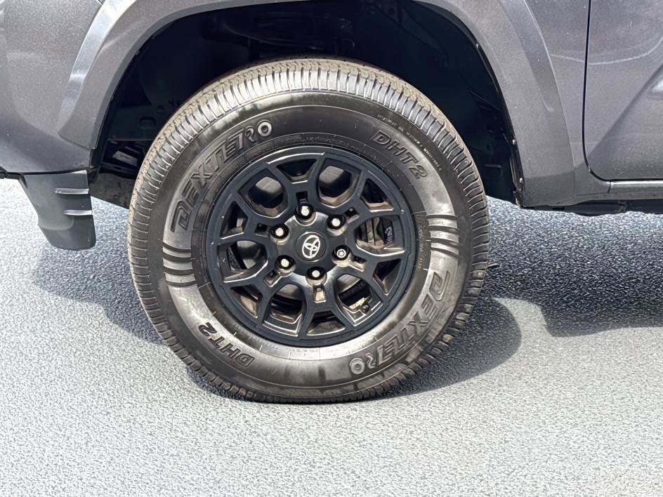 2021 Toyota Tacoma SR5 photo 9