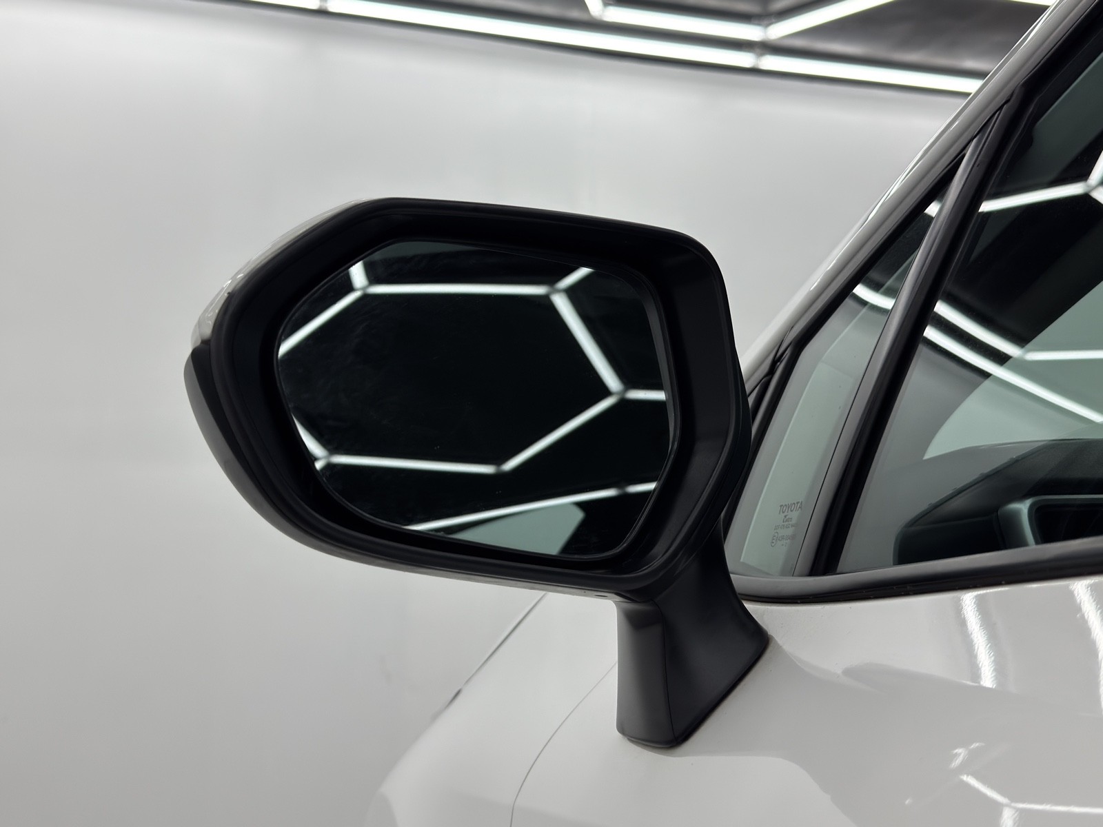 2022 Toyota Corolla LE photo 51