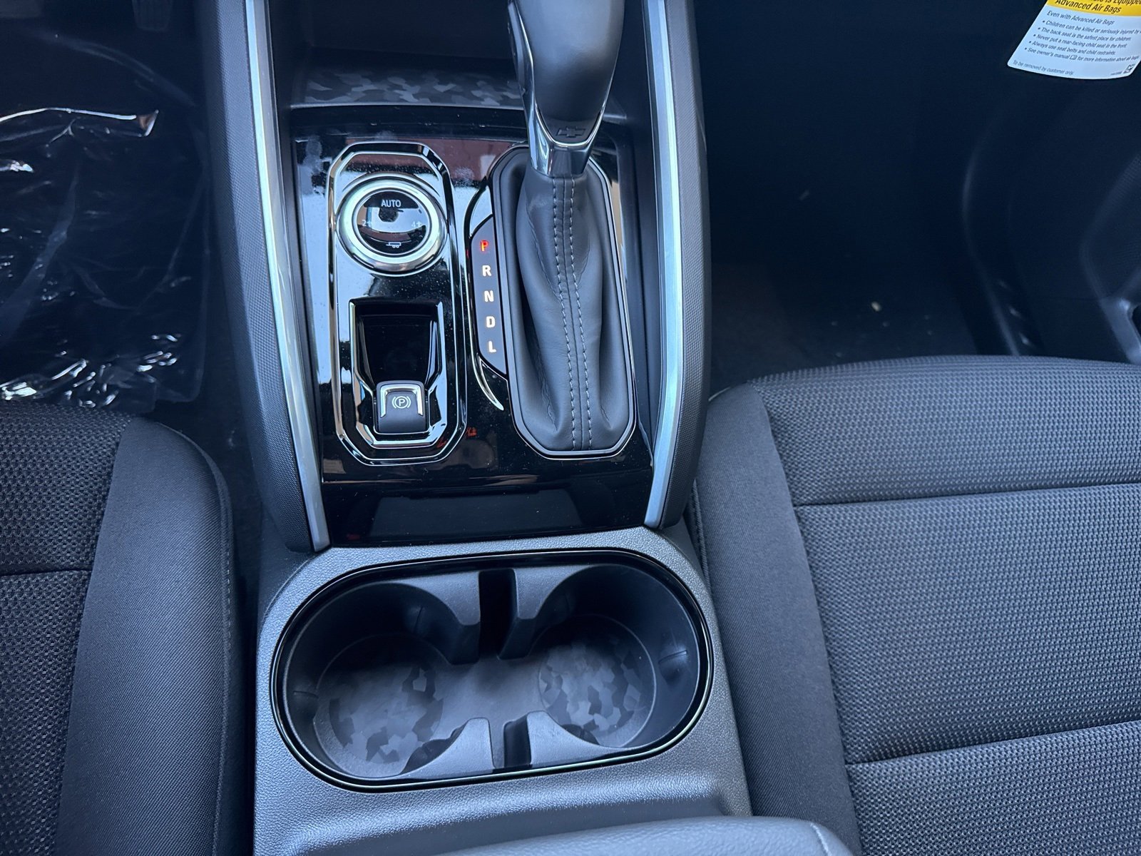 2026 Chevrolet Colorado LT photo 23