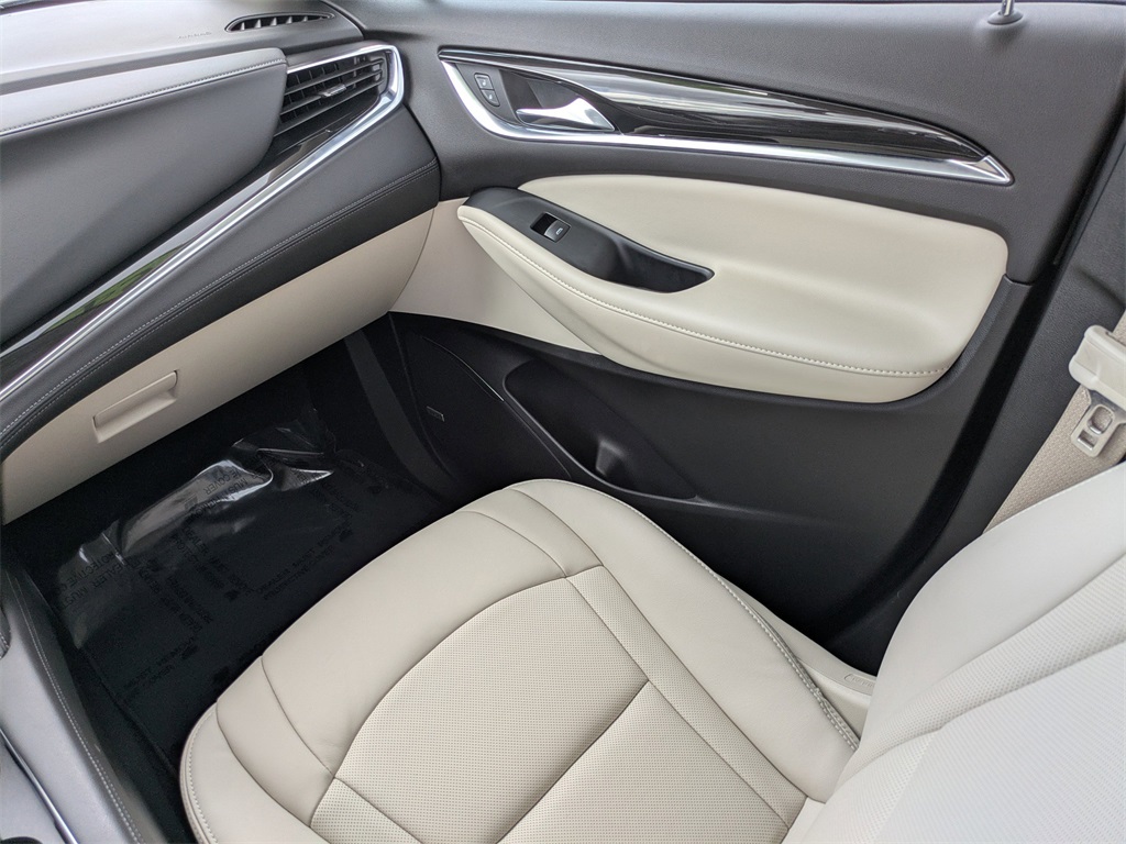 2024 Buick Enclave Essence photo 17