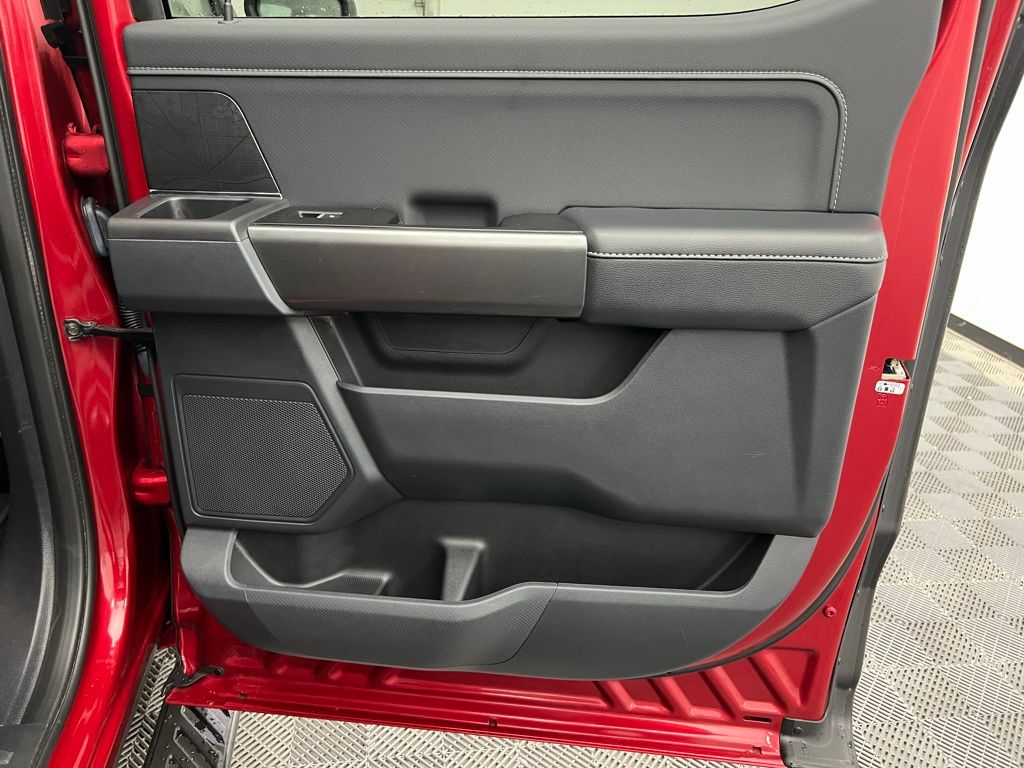 2022 Ford F-150 XLT photo 27
