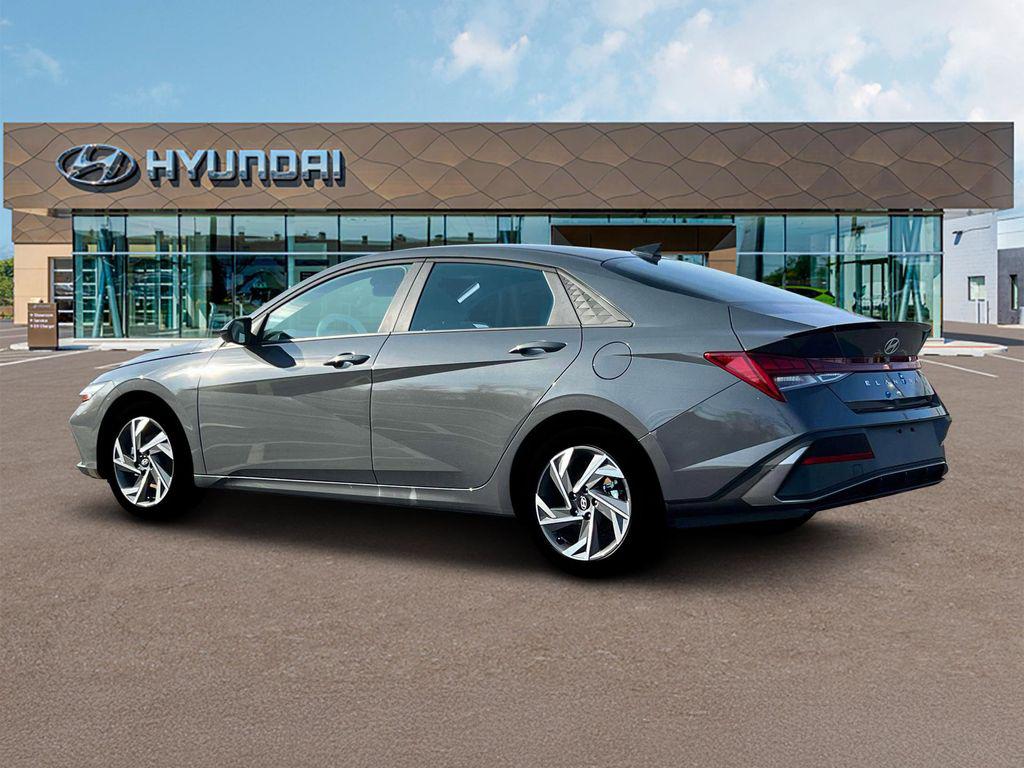 2025 Hyundai Elantra Hybrid SEL Sport photo 4