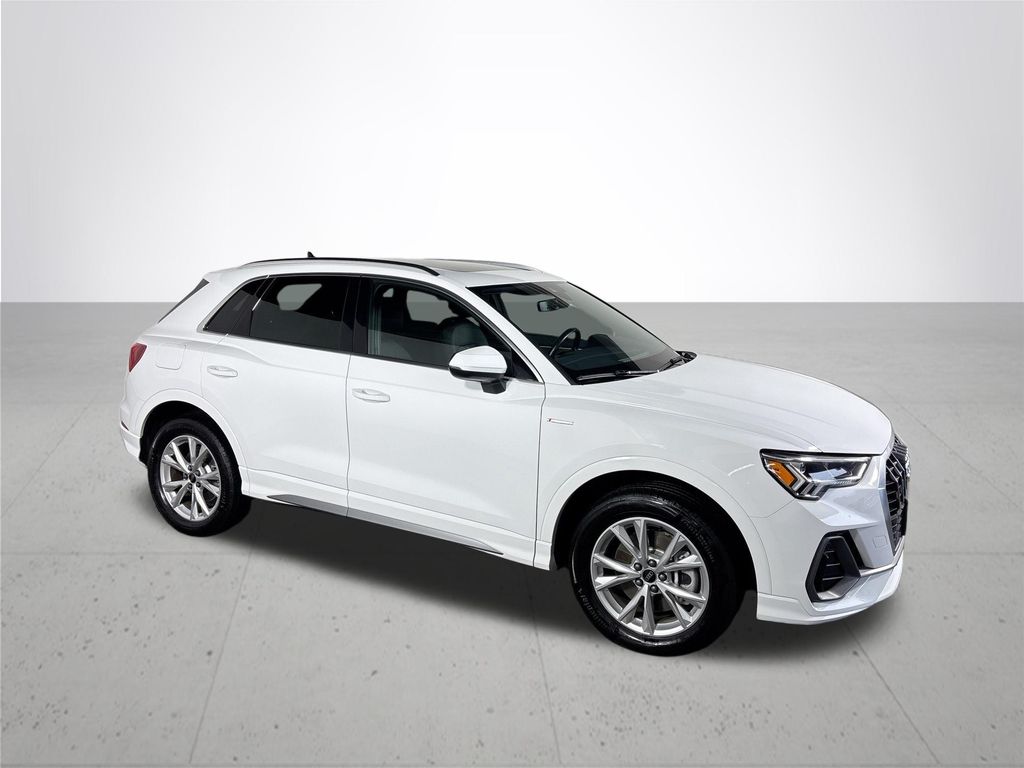 2024 Audi Q3 Premium S line photo 3