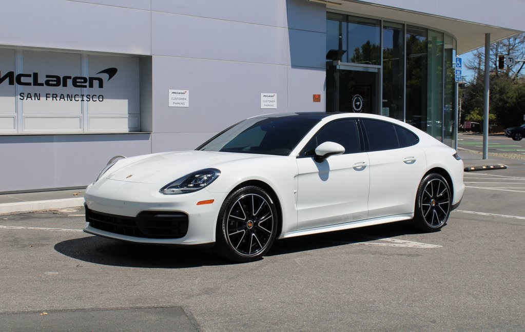 2023 Porsche Panamera 4 Platinum photo 11