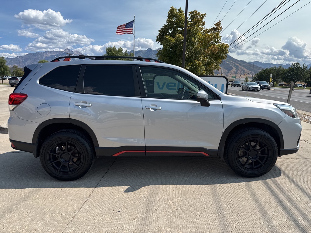 2019 Subaru Forester Sport photo 2