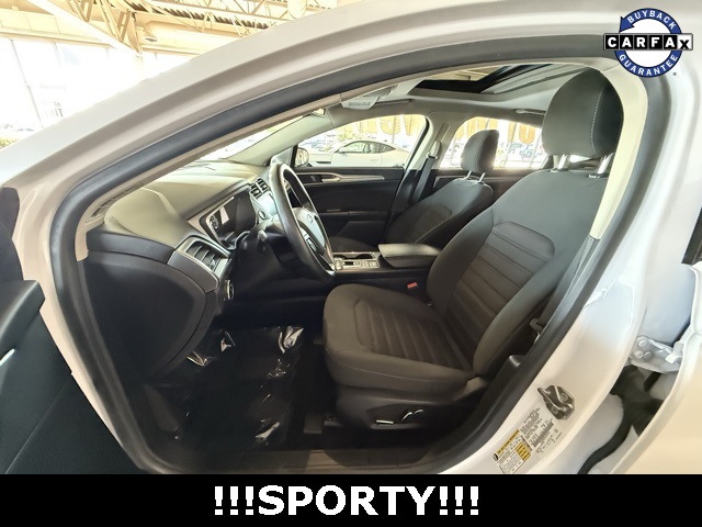 2020 Ford Fusion SE photo 14