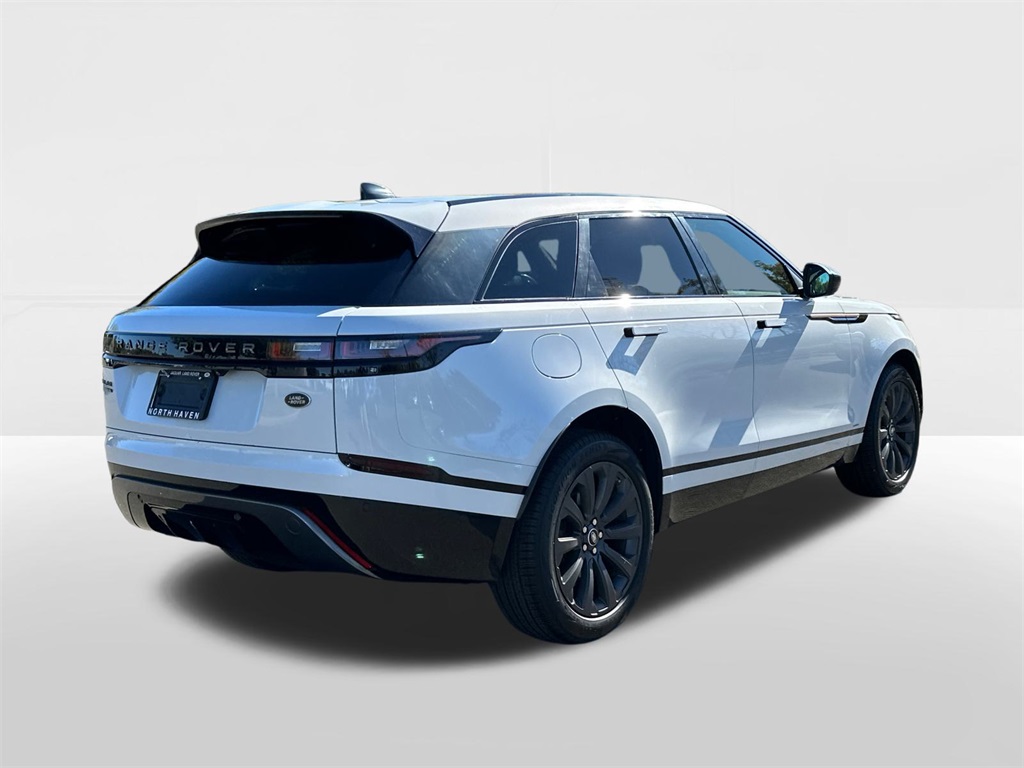 2018 Land Rover Range Rover Velar SE photo 4