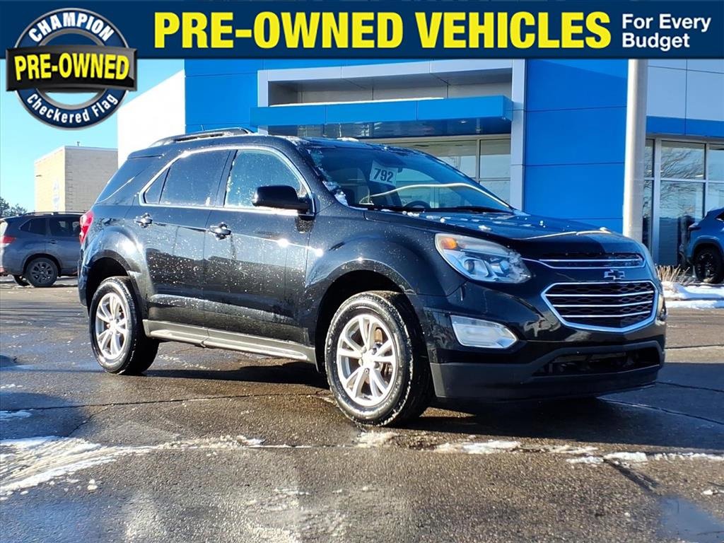 2017 Chevrolet Equinox LT's photo