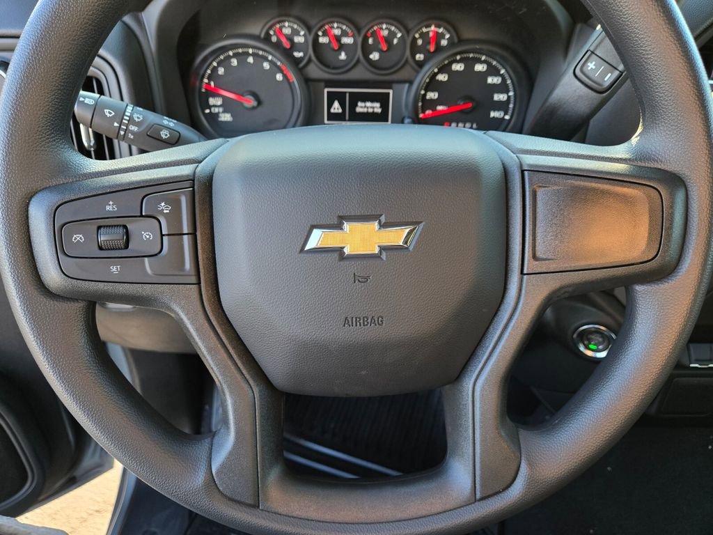 2026 Chevrolet Silverado 1500 Custom photo 9