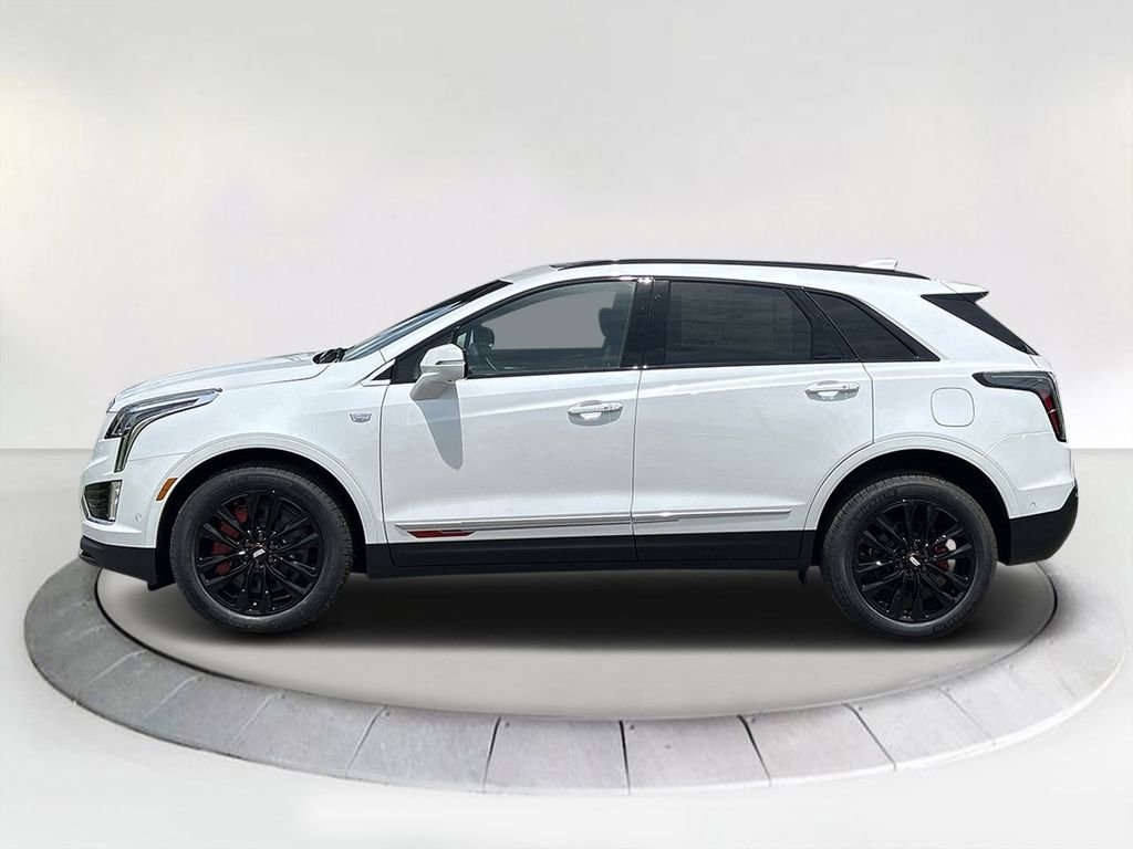 2025 Cadillac XT5 Sport photo 2