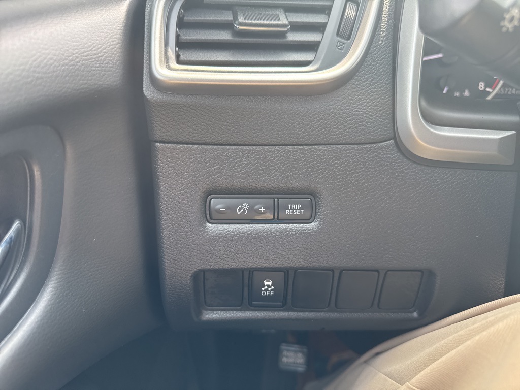 2019 Nissan Murano S photo 22