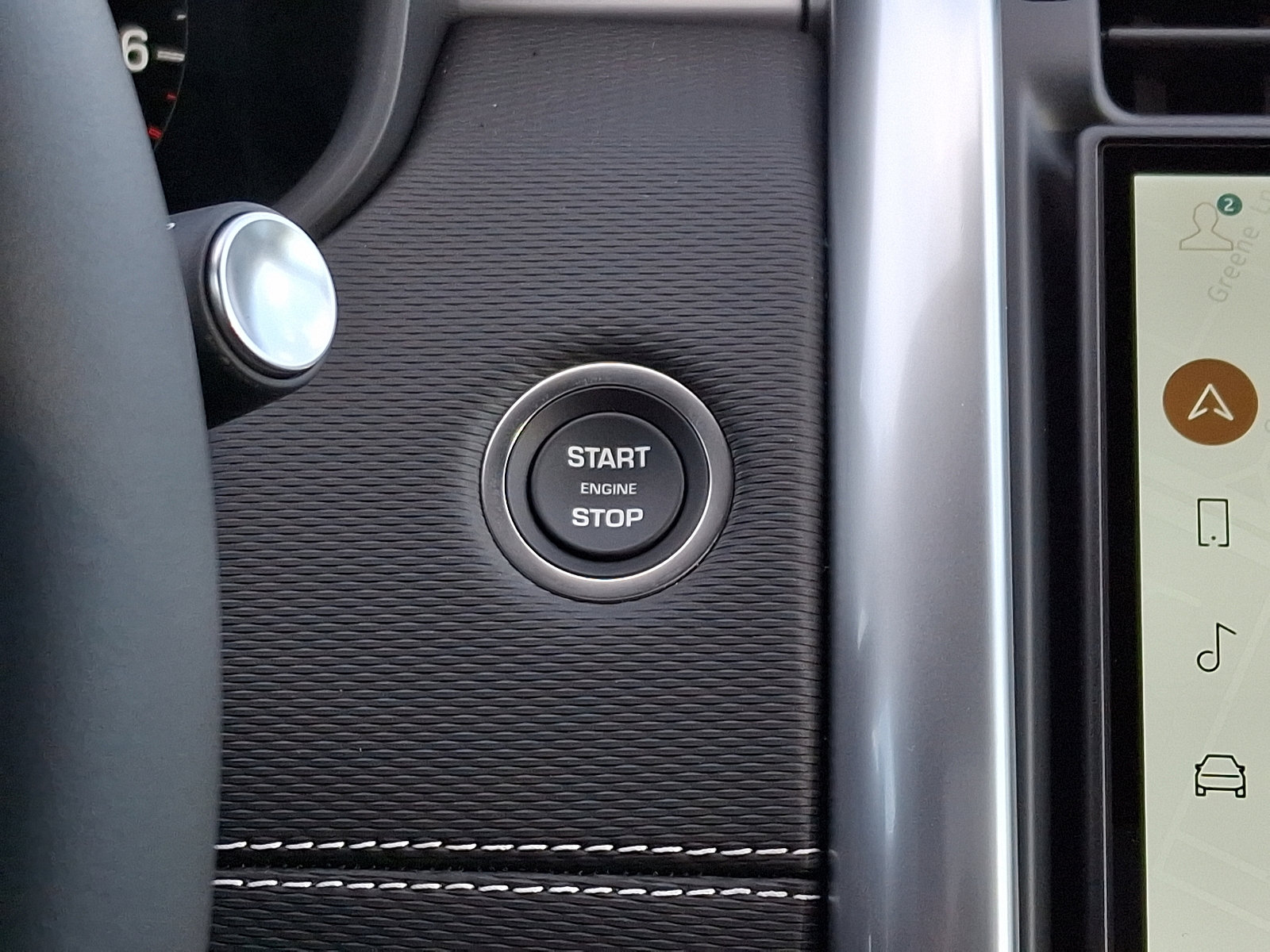 2025 Land Rover Discovery SE photo 27