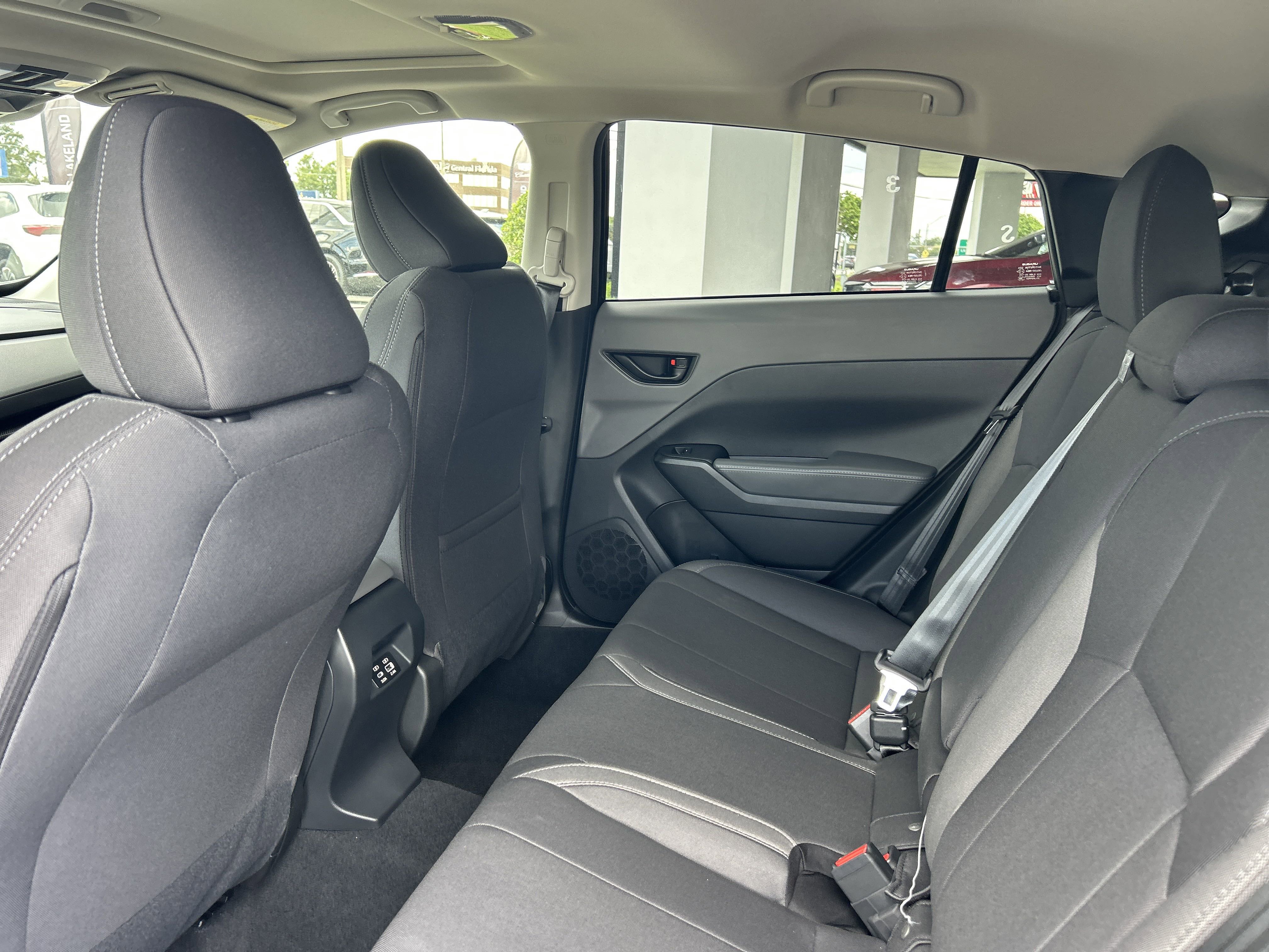 2025 Subaru Crosstrek Premium photo 3