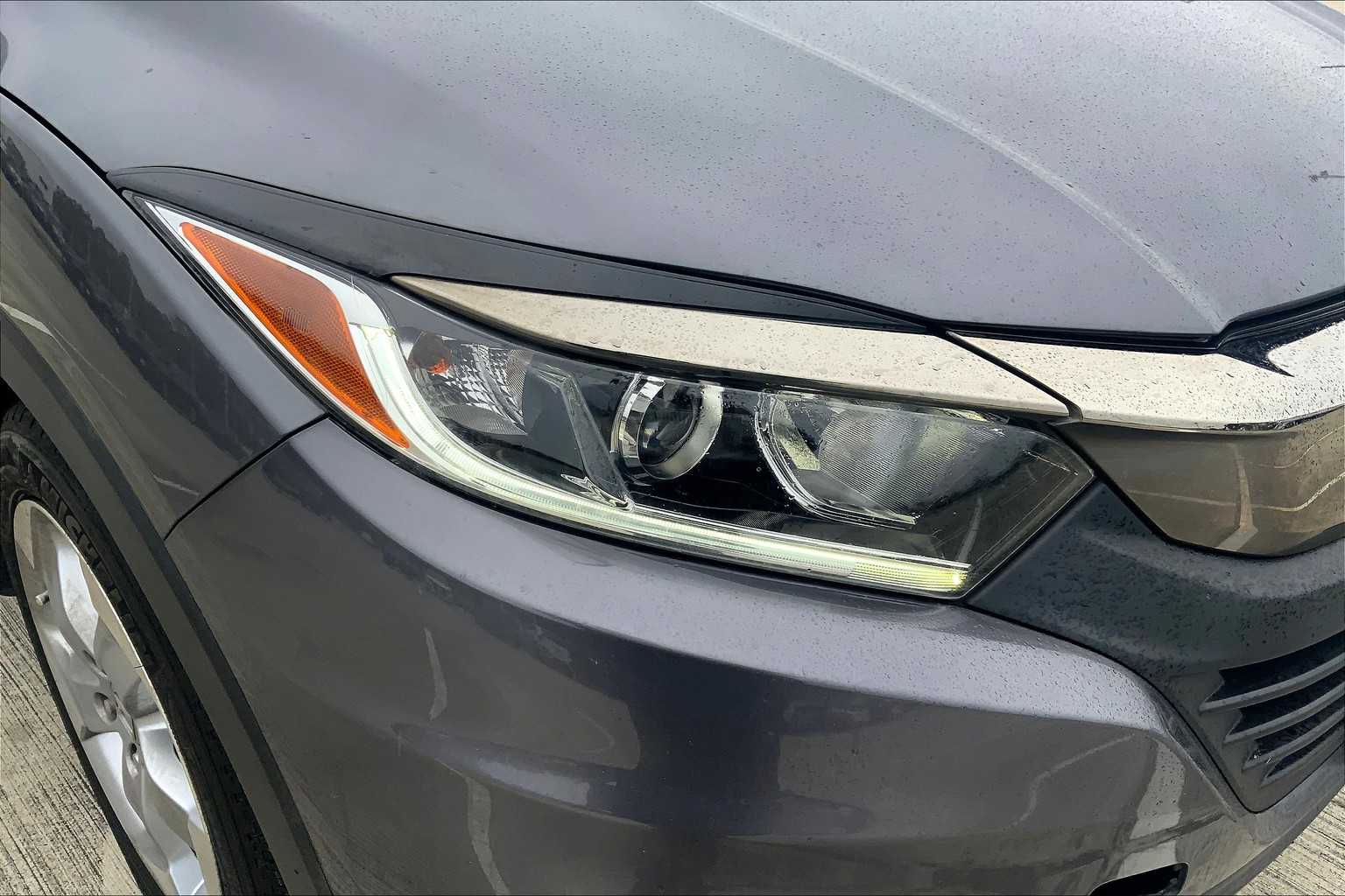 2022 Honda HR-V LX photo 24