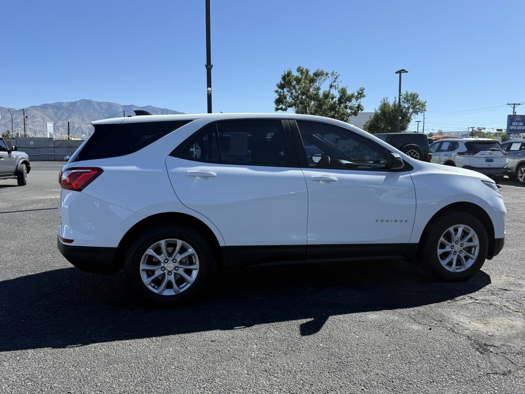2020 Chevrolet Equinox LS photo 4