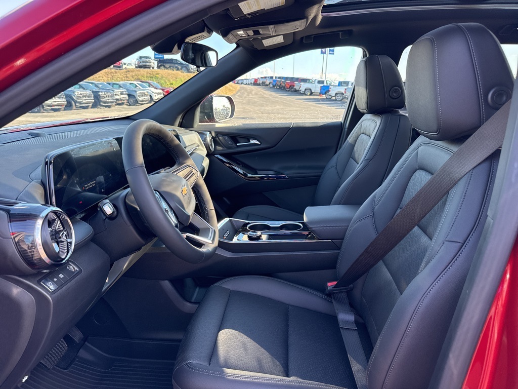 2026 Chevrolet Equinox LT photo 15