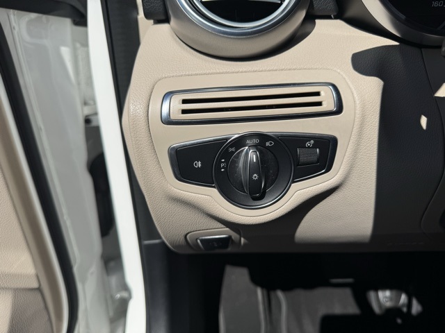 2019 Mercedes Benz C 300 4MATIC photo 23