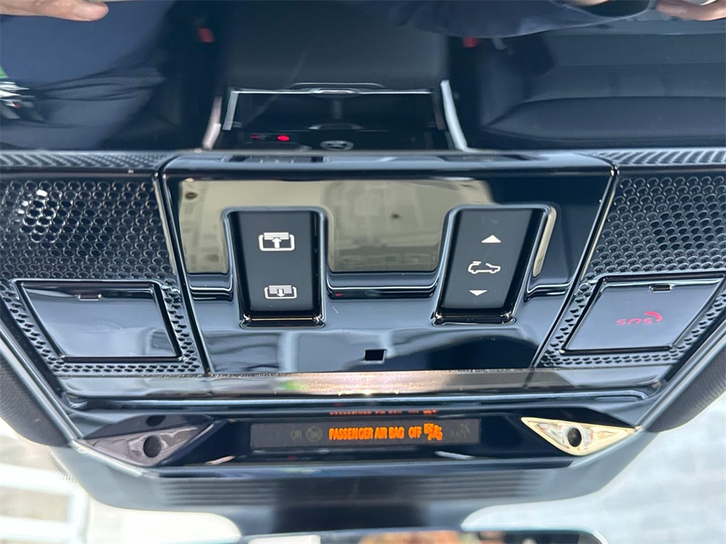 2025 Land Rover Range Rover Sport SE photo 21