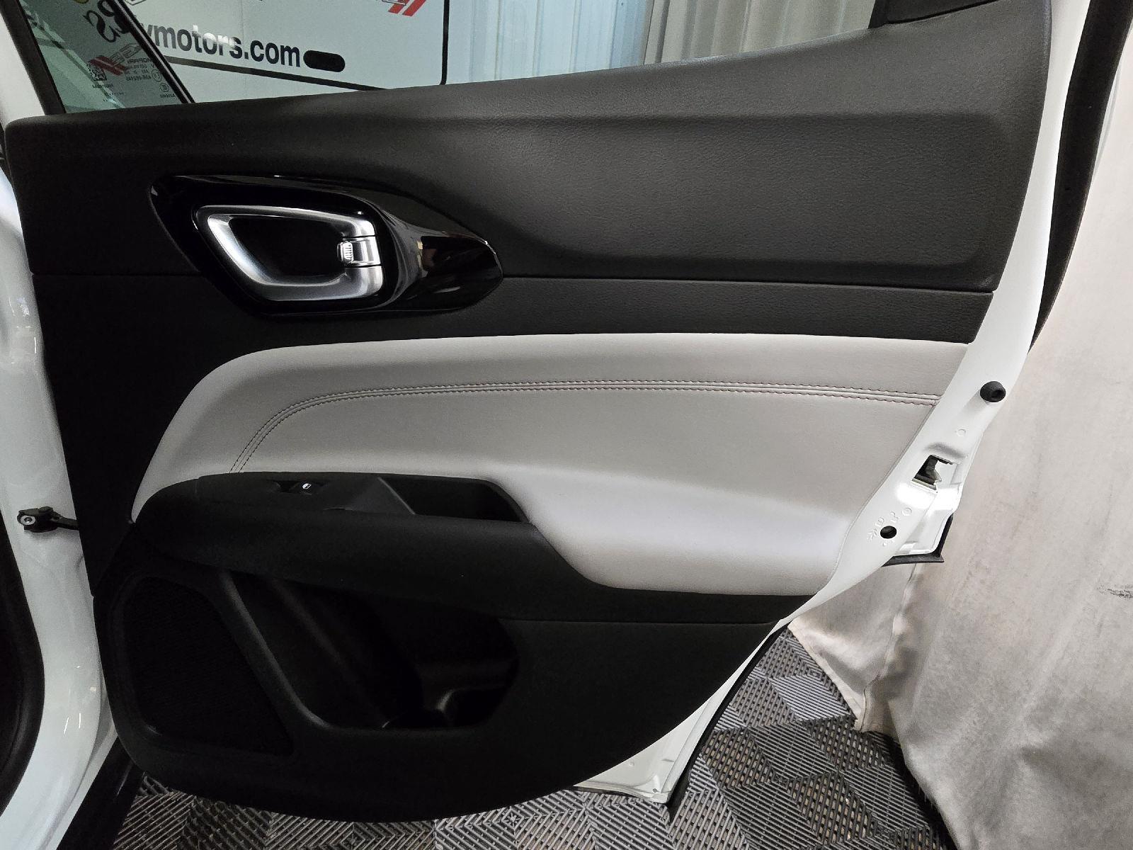 2025 Jeep Compass Limited photo 38