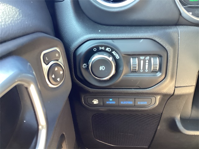 2021 Jeep Wrangler Unlimited Rubicon 4xe photo 13
