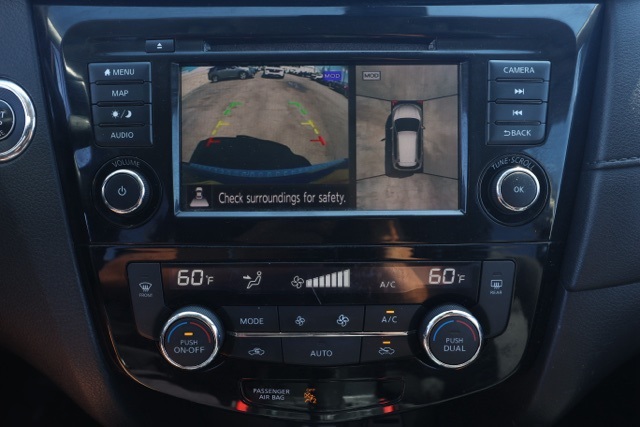 2020 Nissan Rogue SV photo 29