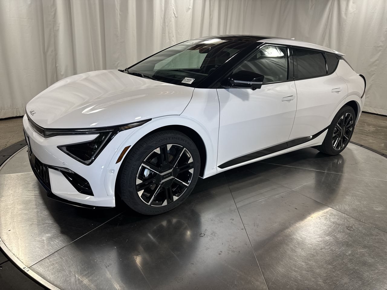 2025 Kia EV6 GT-Line's photo