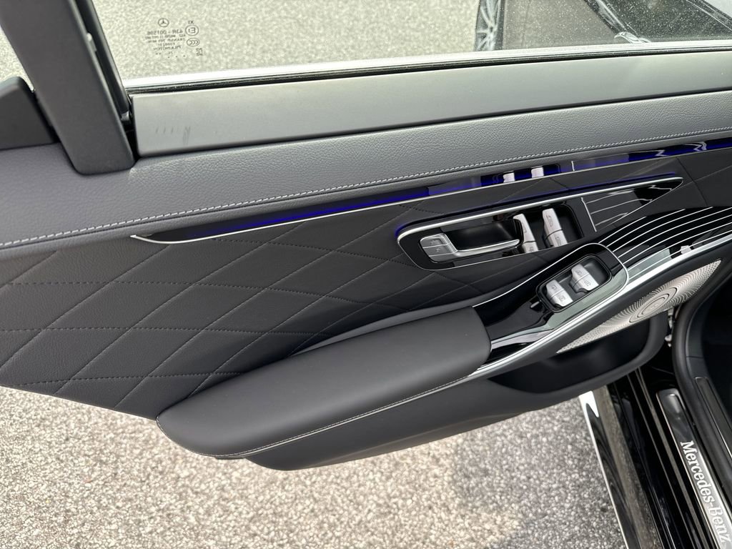 2025 Mercedes Benz S 580 4MATIC photo 23