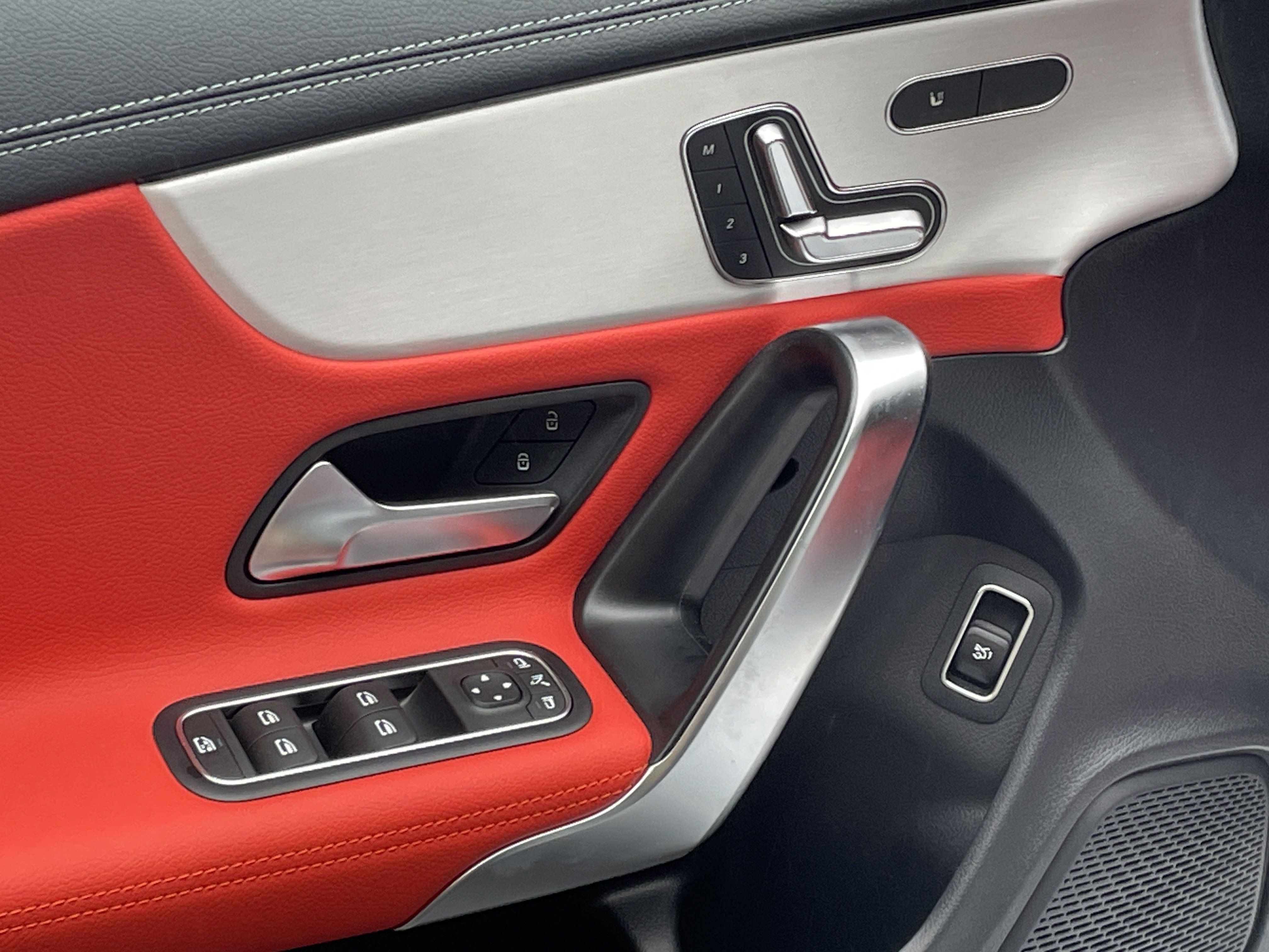 2026 Mercedes Benz CLA 250 photo 3