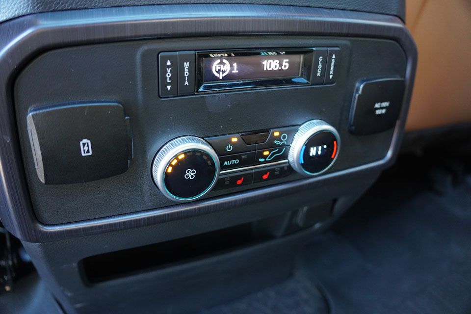 2024 Ford Expedition Platinum photo 4