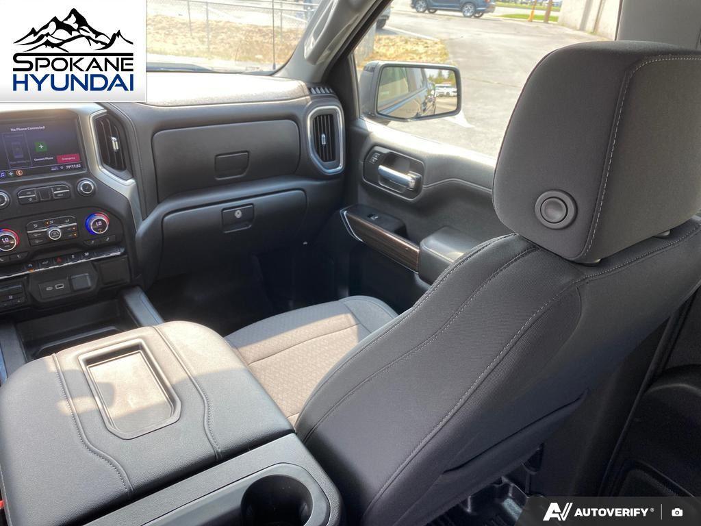 2021 Chevrolet Silverado 1500 RST photo 23