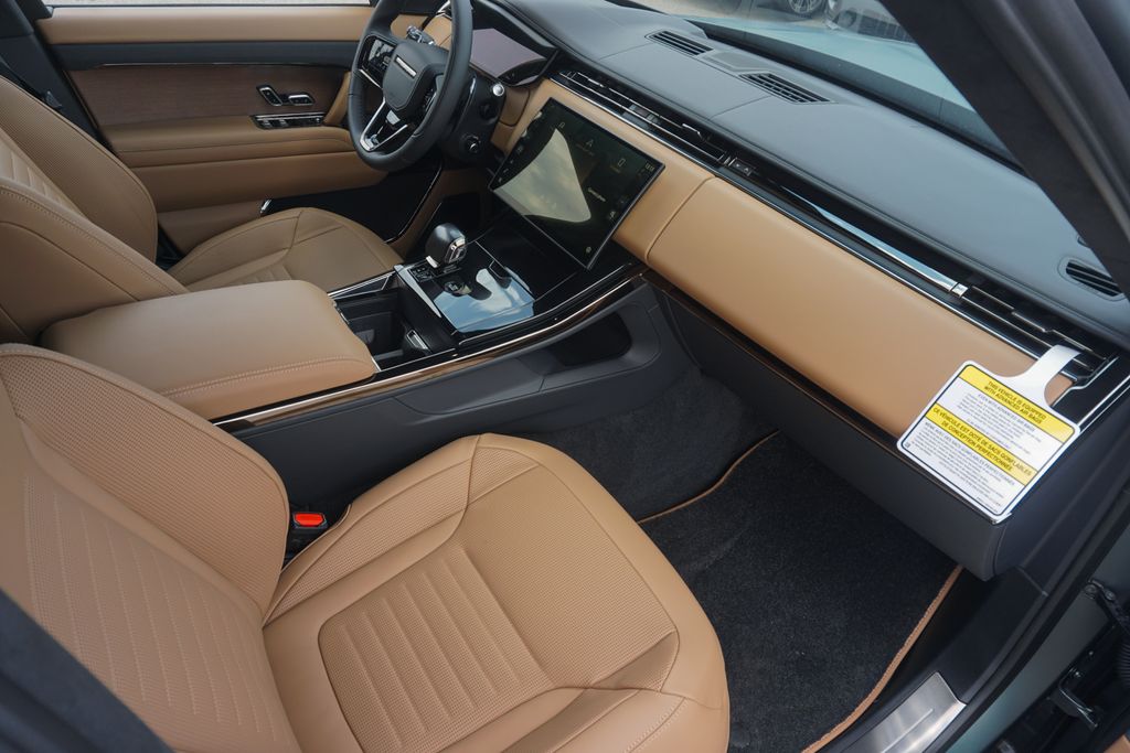 2025 Land Rover Range Rover Sport photo 21
