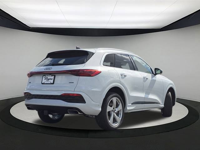2025 Audi Q5 Premium Plus photo 4