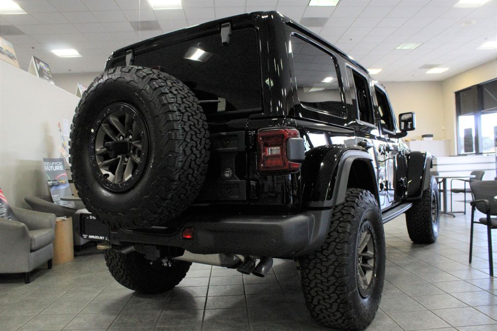 2024 Jeep Wrangler Rubicon 392 photo 18