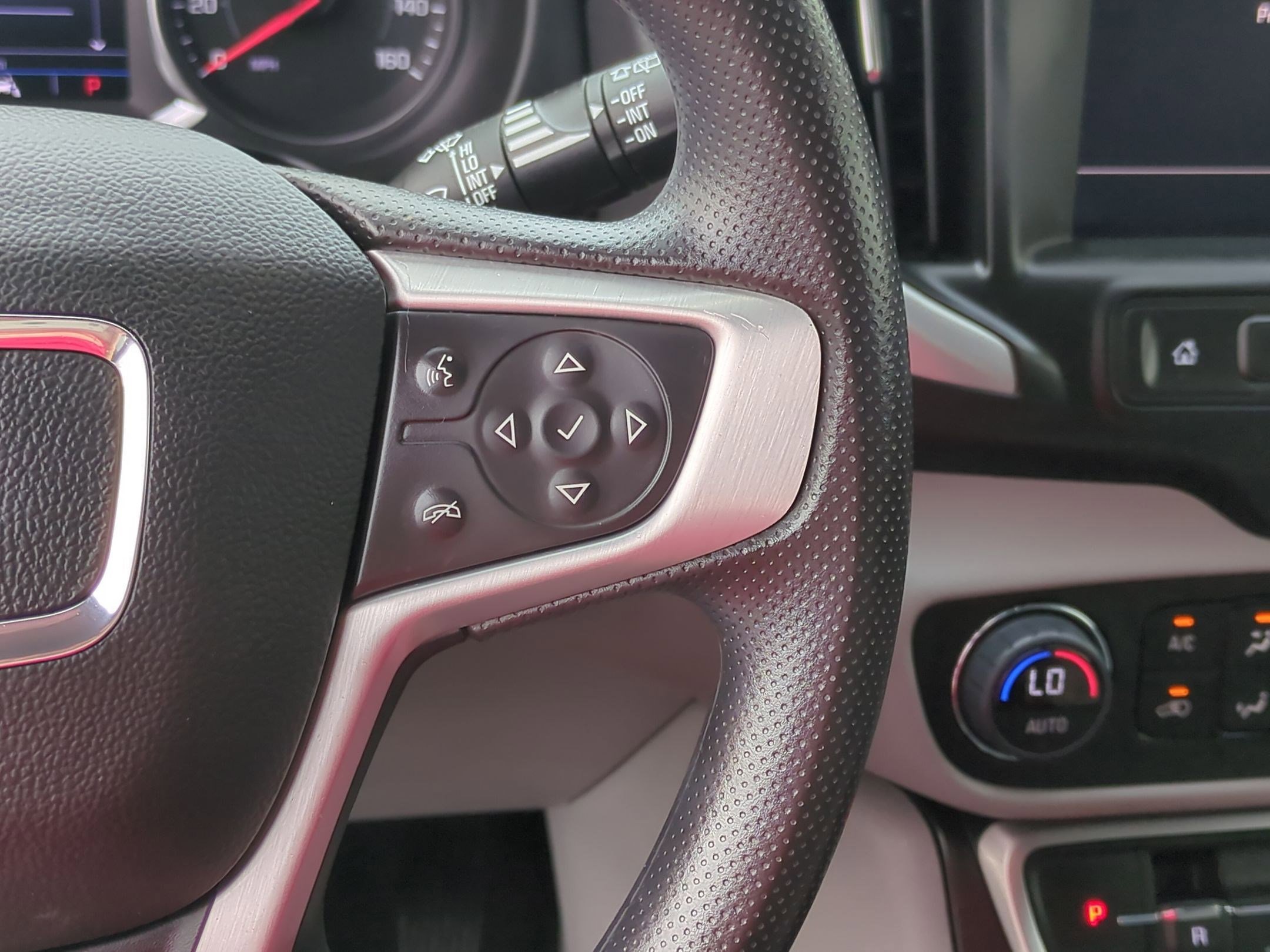2023 Gmc Terrain SLE photo 14