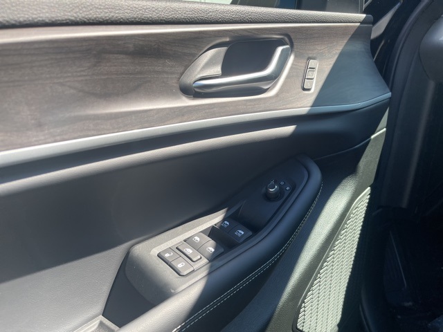 2025 Jeep Grand Cherokee Limited photo 10