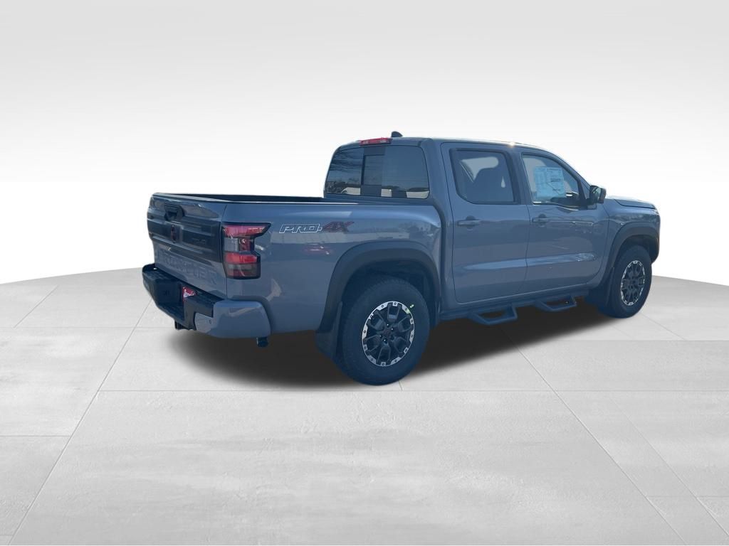 2025 Nissan Frontier Crew Cab PRO-4X photo 3