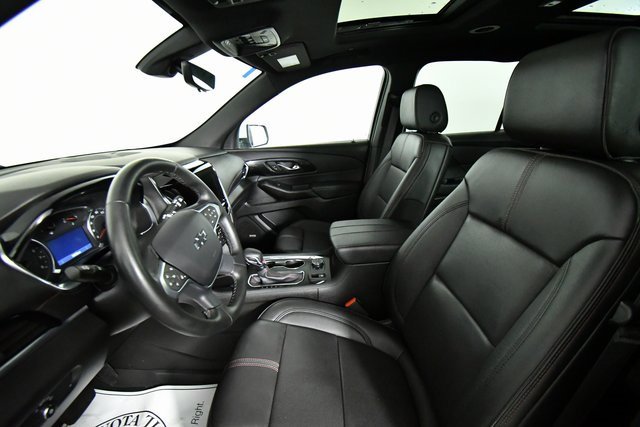 2023 Chevrolet Traverse RS photo 3