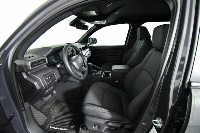 2024 Toyota Tacoma SR5 photo 4
