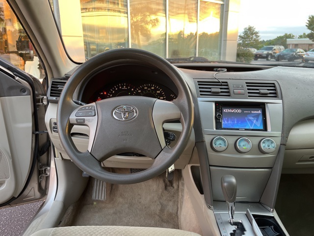 2007 Toyota Camry LE photo 17