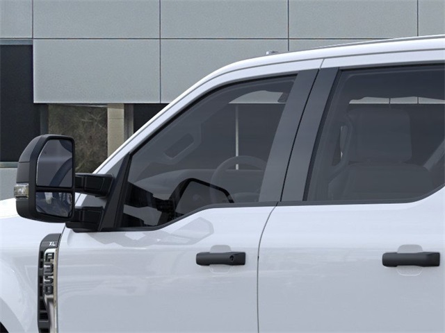 2025 Ford F-350 XL photo 17