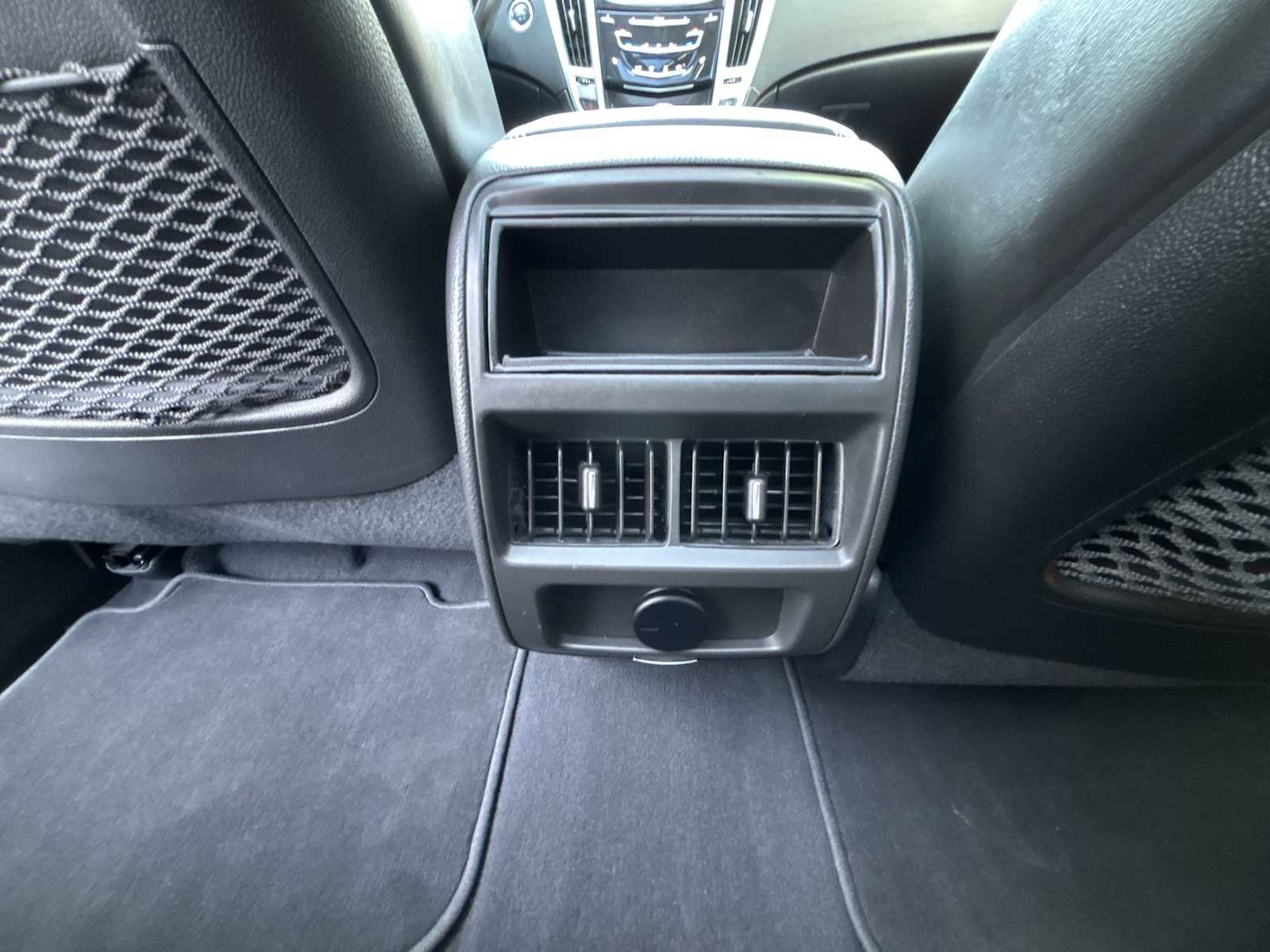 2016 Cadillac SRX Luxury photo 19