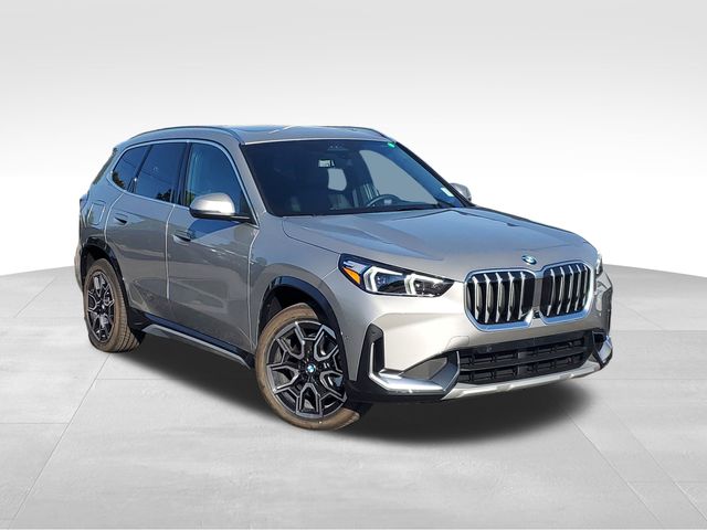 2026 BMW X1 28i's photo