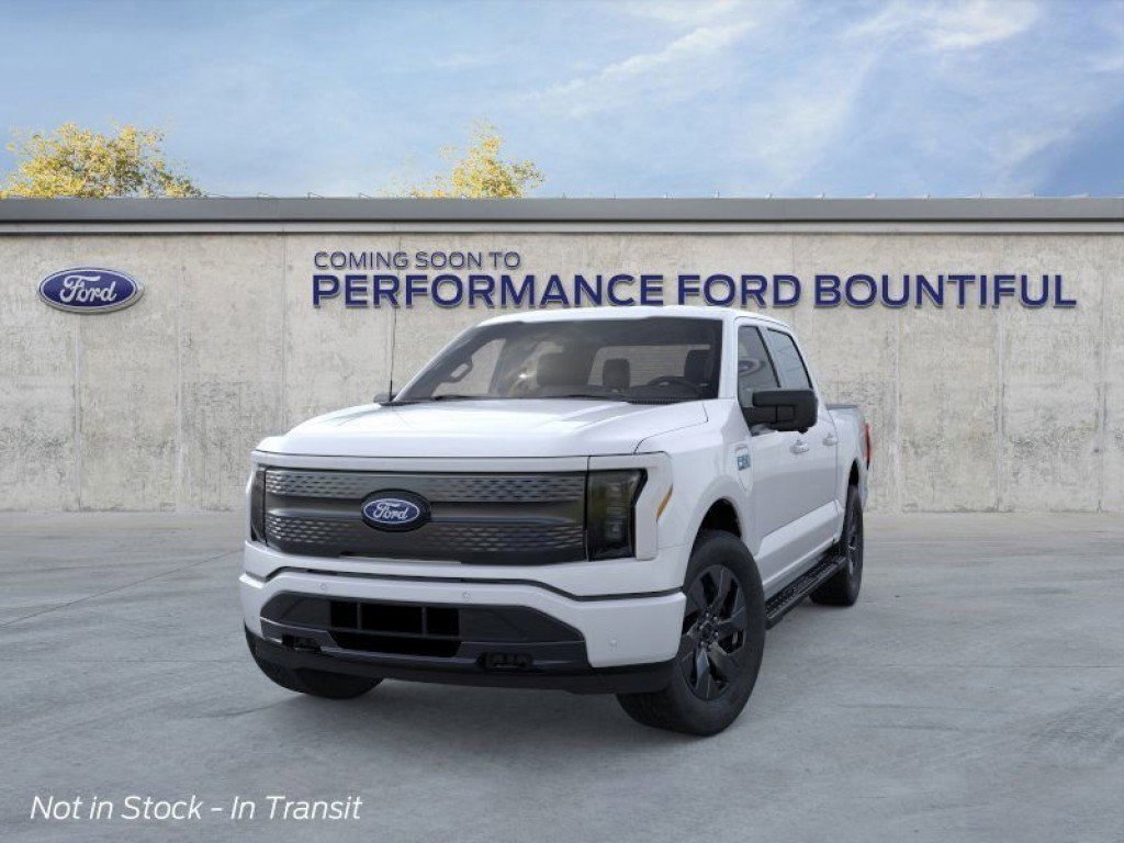 2025 Ford F-150 Lightning photo 2
