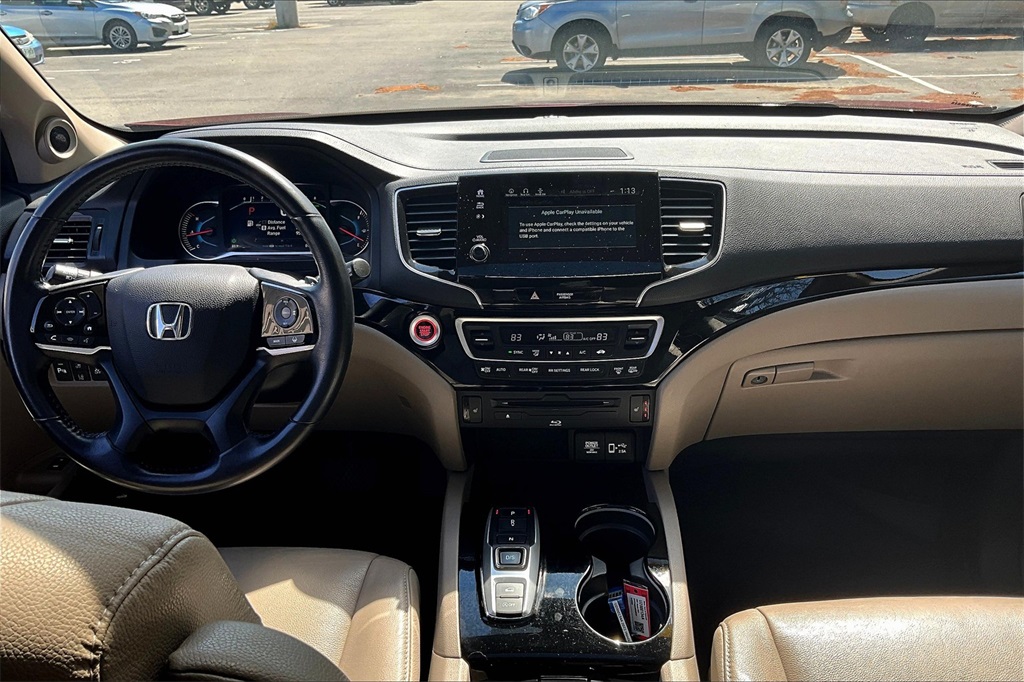 2021 Honda Pilot Touring photo 18
